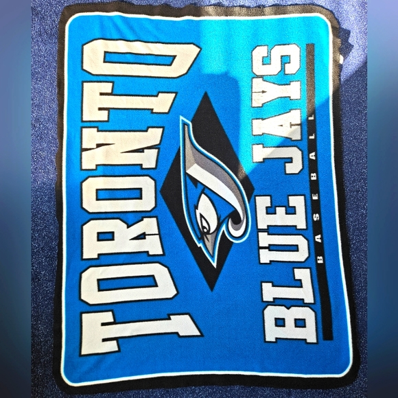 *VINTAGE* Toronto Blue Jays 2000's Throw Blanket - Picture 2 of 2